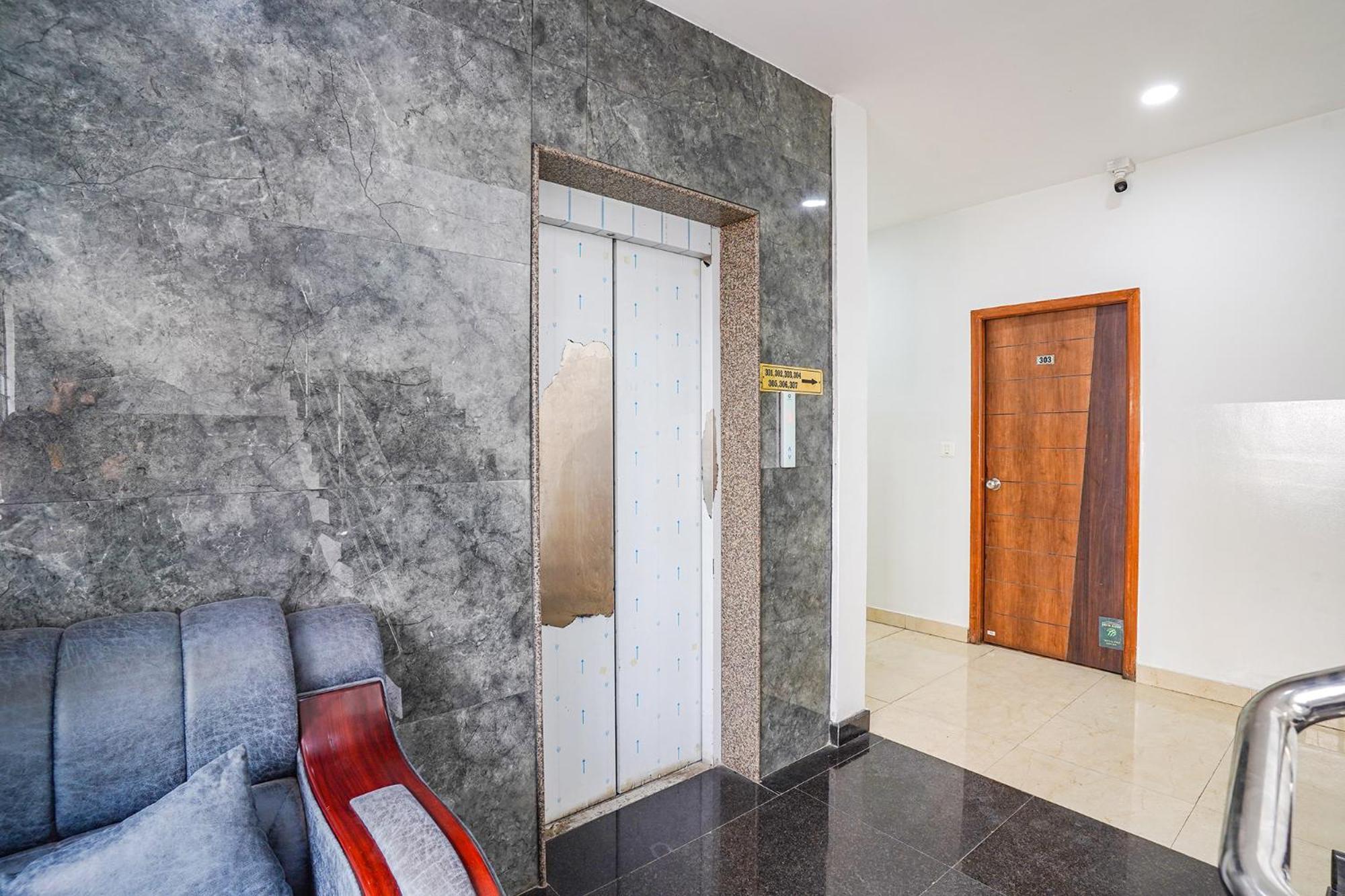 Fabhotel Rlv Green Palace - Nr Kengeri Satellite Town Bangalore Exteriör bild
