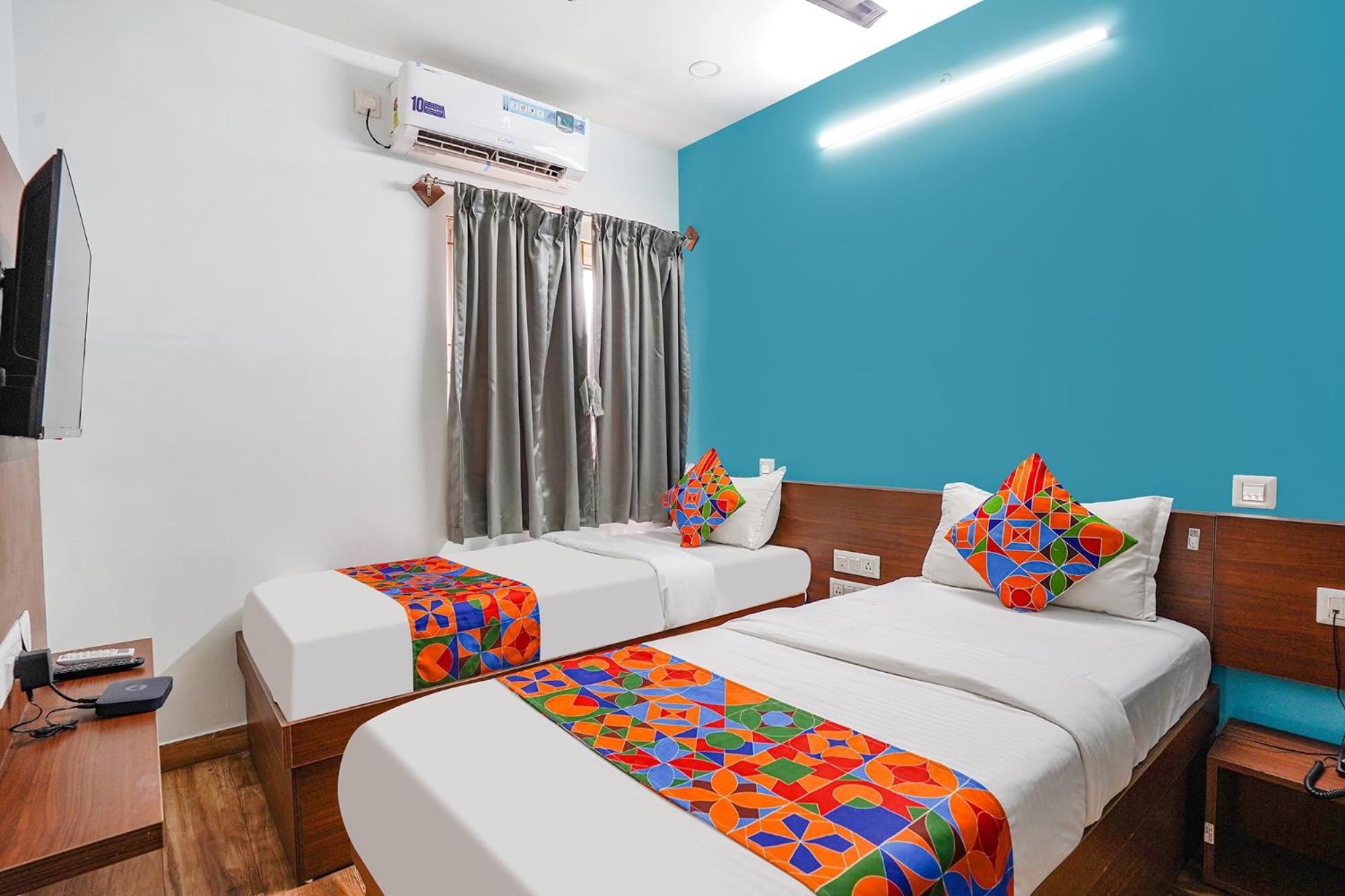 Fabhotel Rlv Green Palace - Nr Kengeri Satellite Town Bangalore Exteriör bild