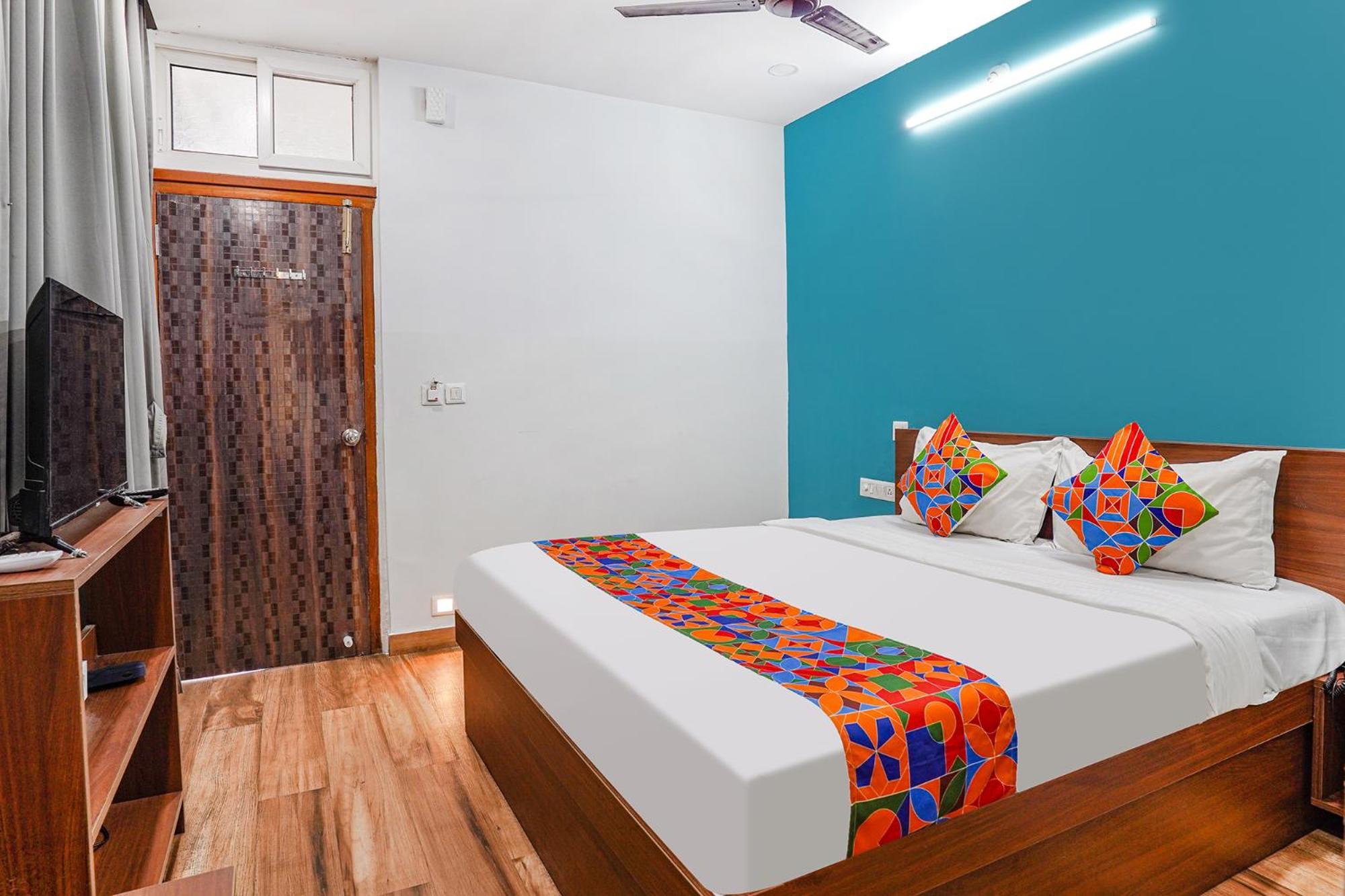 Fabhotel Rlv Green Palace - Nr Kengeri Satellite Town Bangalore Exteriör bild